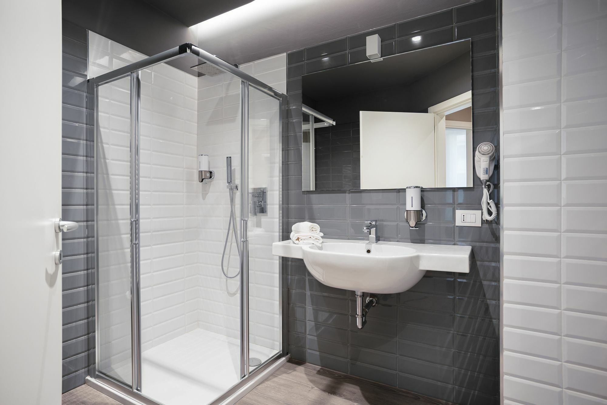 Matteotti Home Verona Exteriör bild
